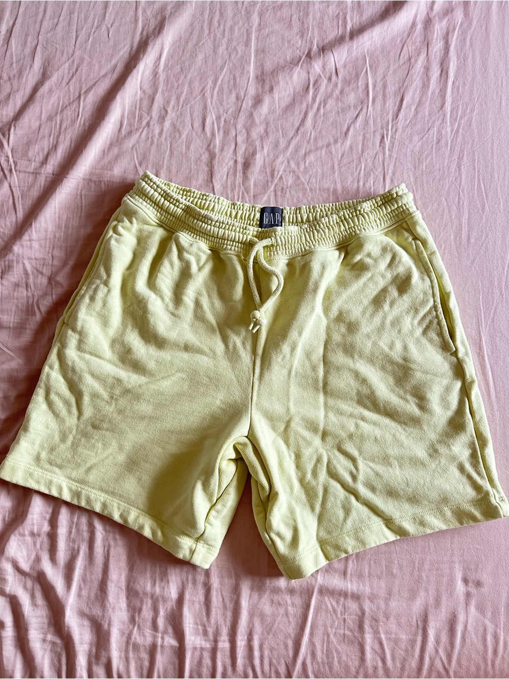 GAP Men’s Pale Yellow Athletic Shorts